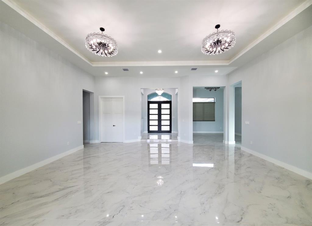 11000 Southwest 30th Court Fort Lauderdale, FL 33328 - Photo 26 of 44 en view interior of a house with hallway