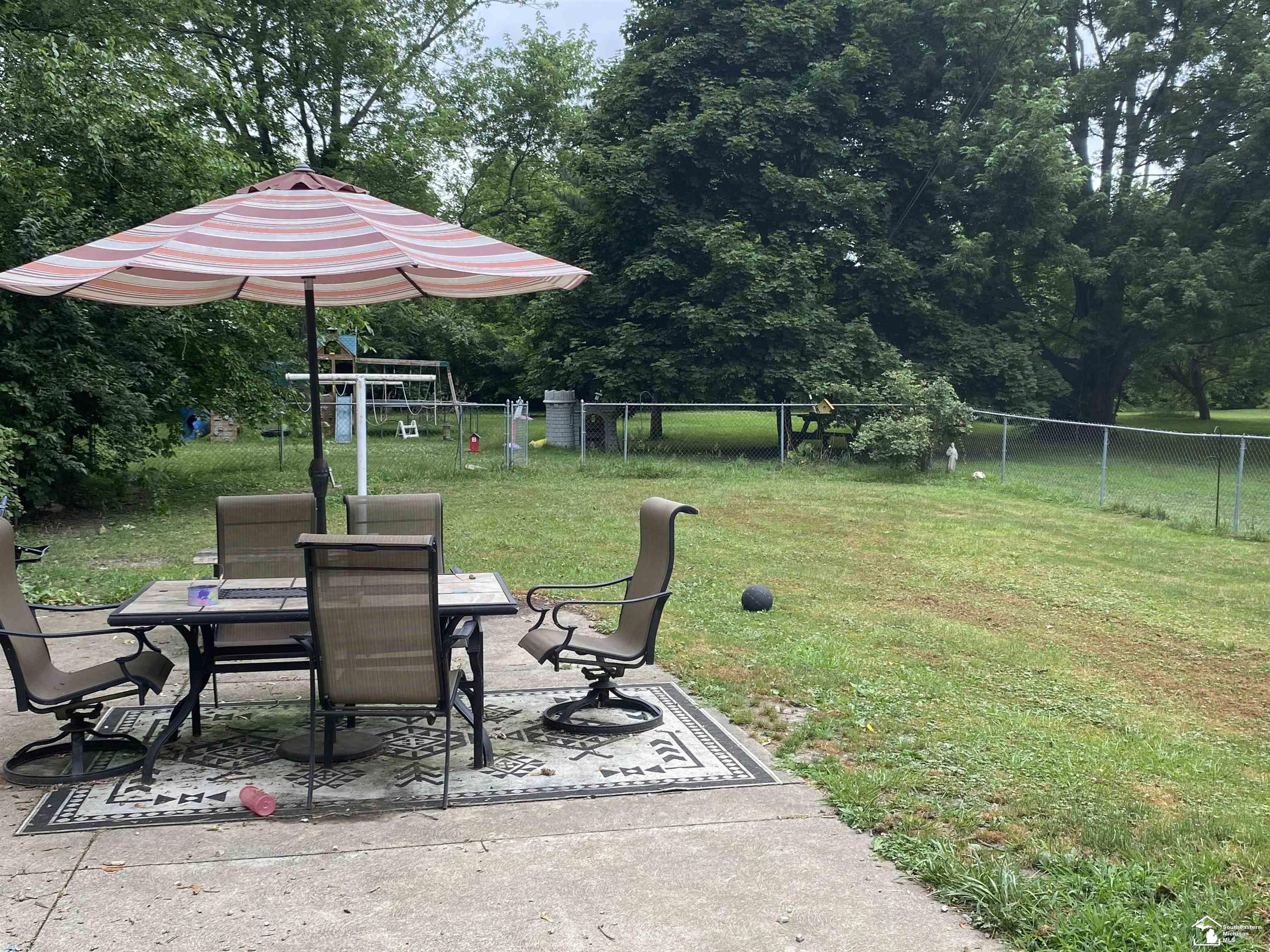 15427 Keegan Road Monroe, MI 48161 - Photo 11 of 13