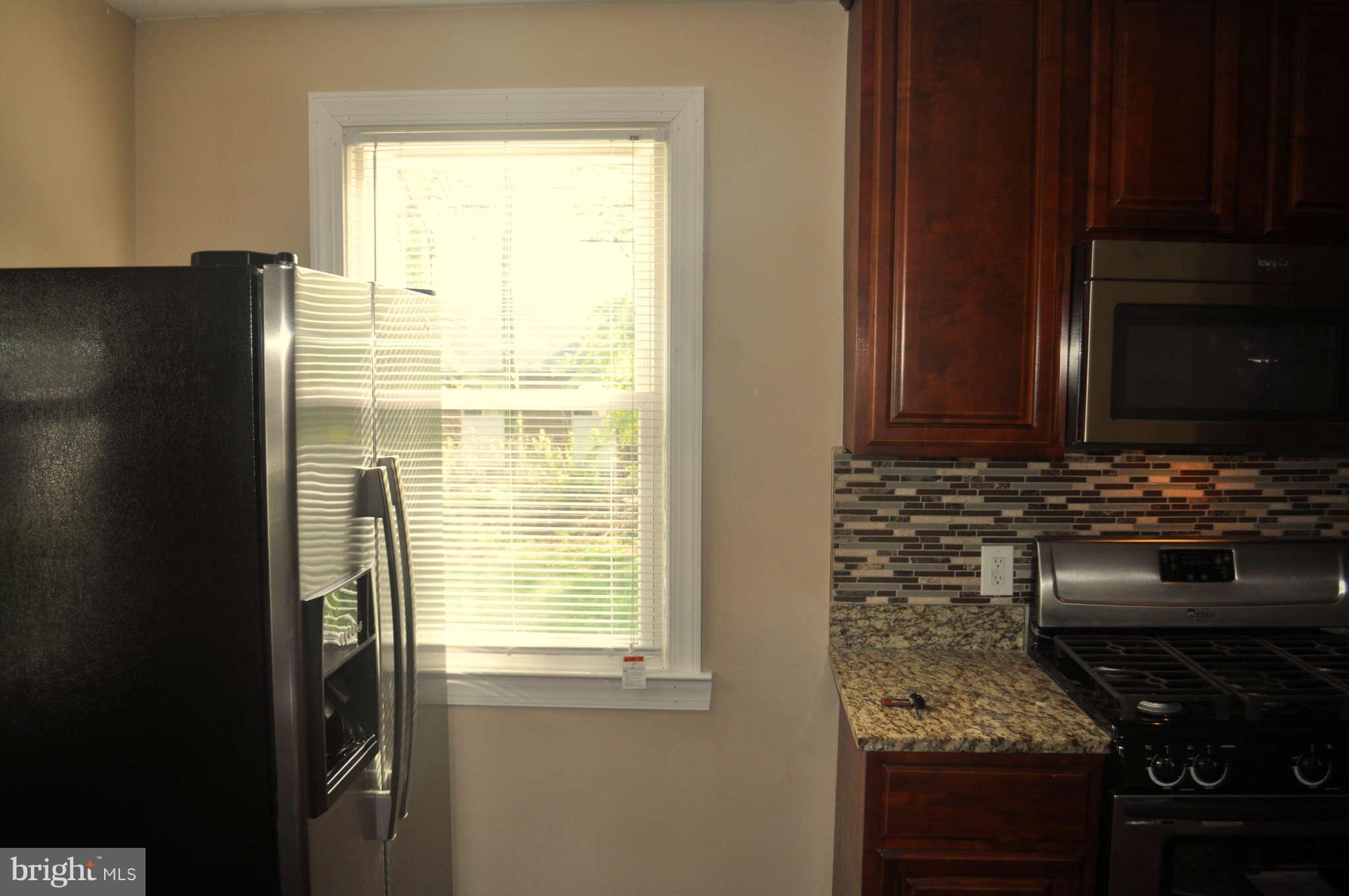 2910 Forest Glen Road Baltimore, MD 21216 - Photo 10 of 30 Kitchen