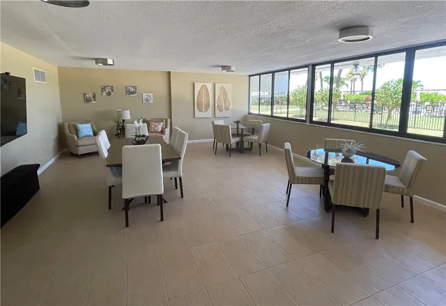 a view of a tennis court