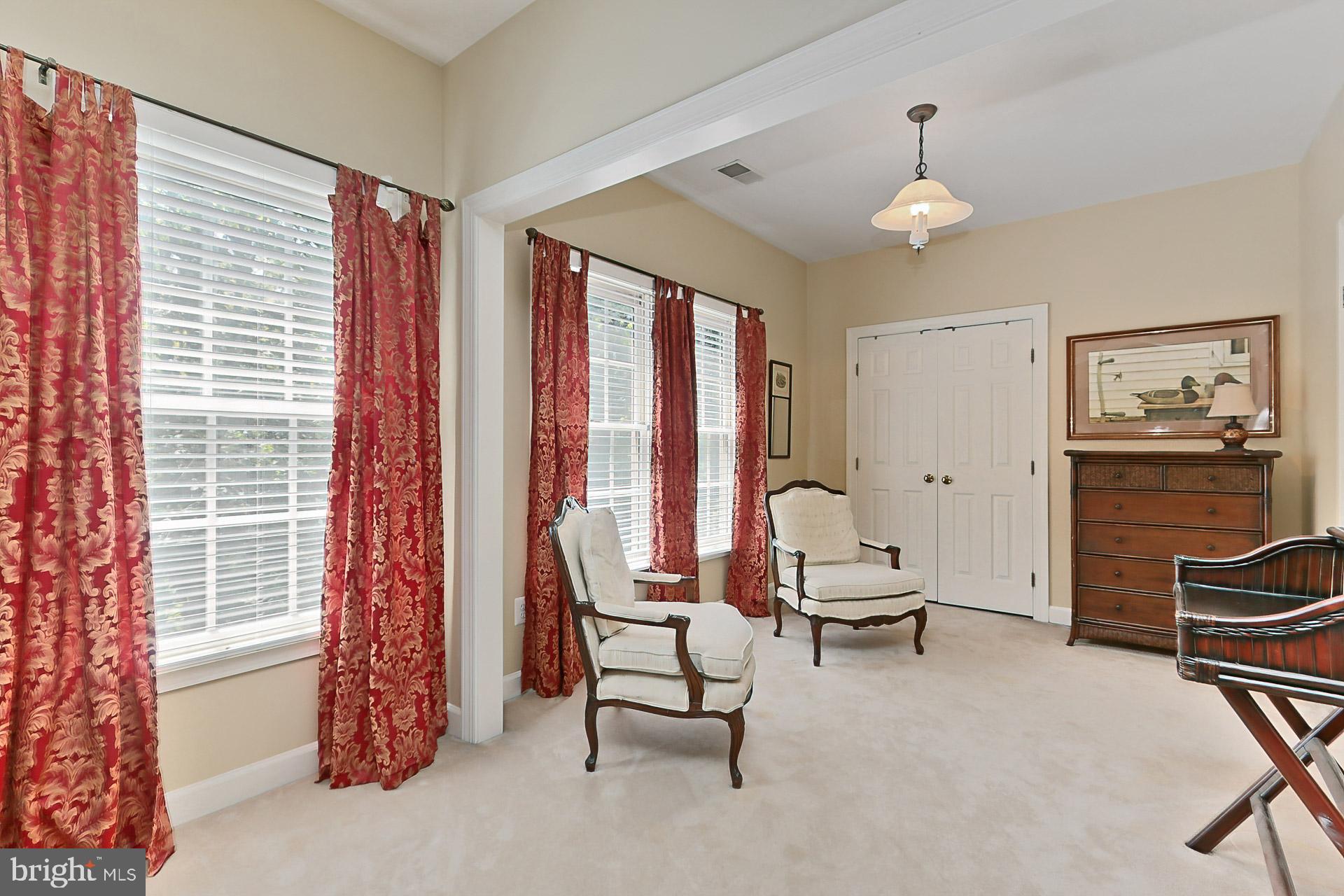 14269 Clubhouse Road Gainesville, VA 20155 - Photo 14 of 26 Gallery Image 14