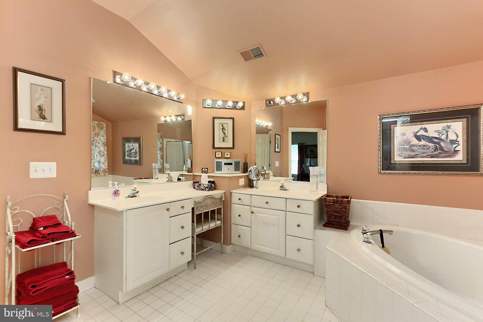 14269 Clubhouse Road Gainesville, VA 20155 - Photo 15 of 26 Gallery Image 15
