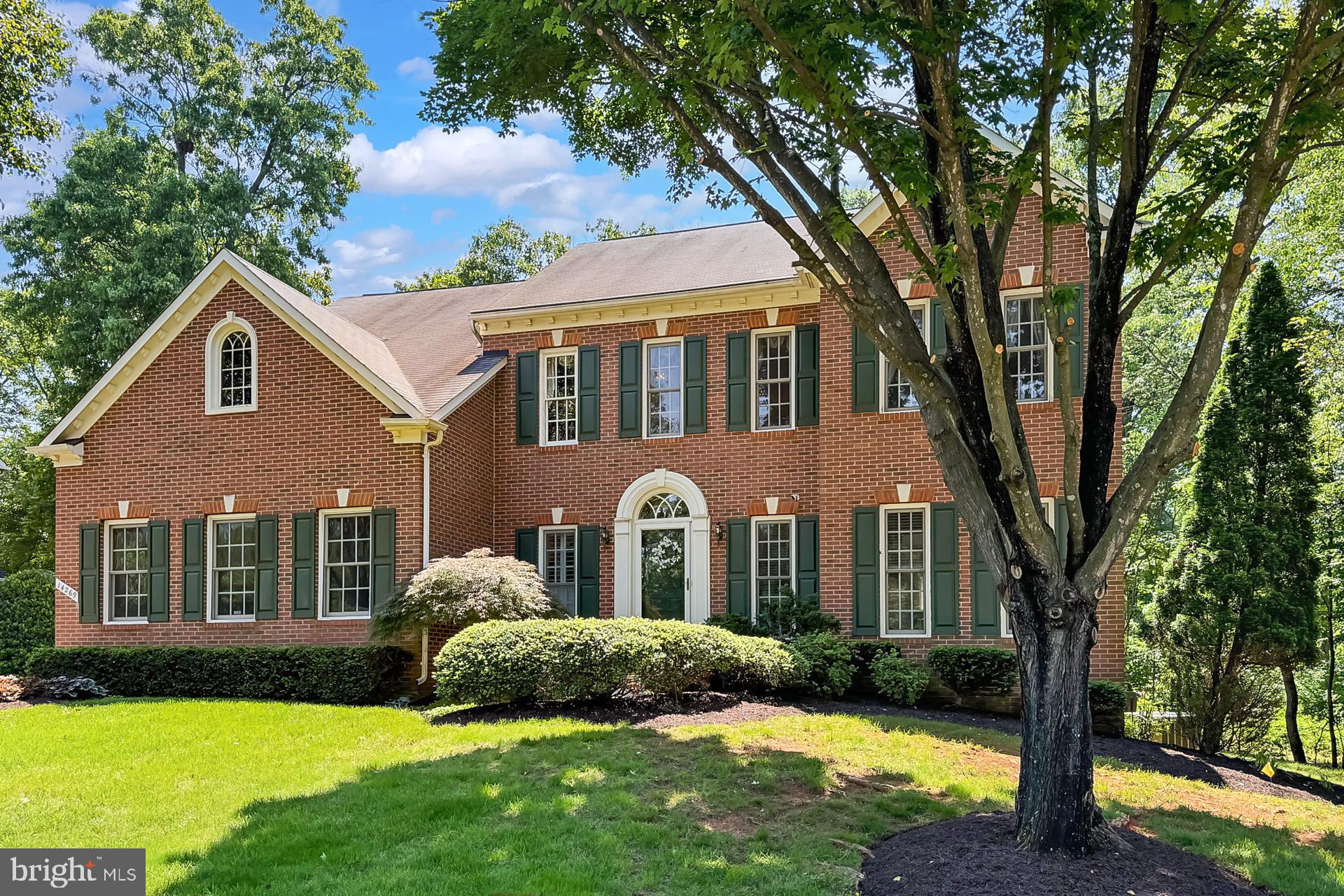 14269 Clubhouse Road Gainesville, VA 20155 - Photo 2 of 26 Gallery Image 2