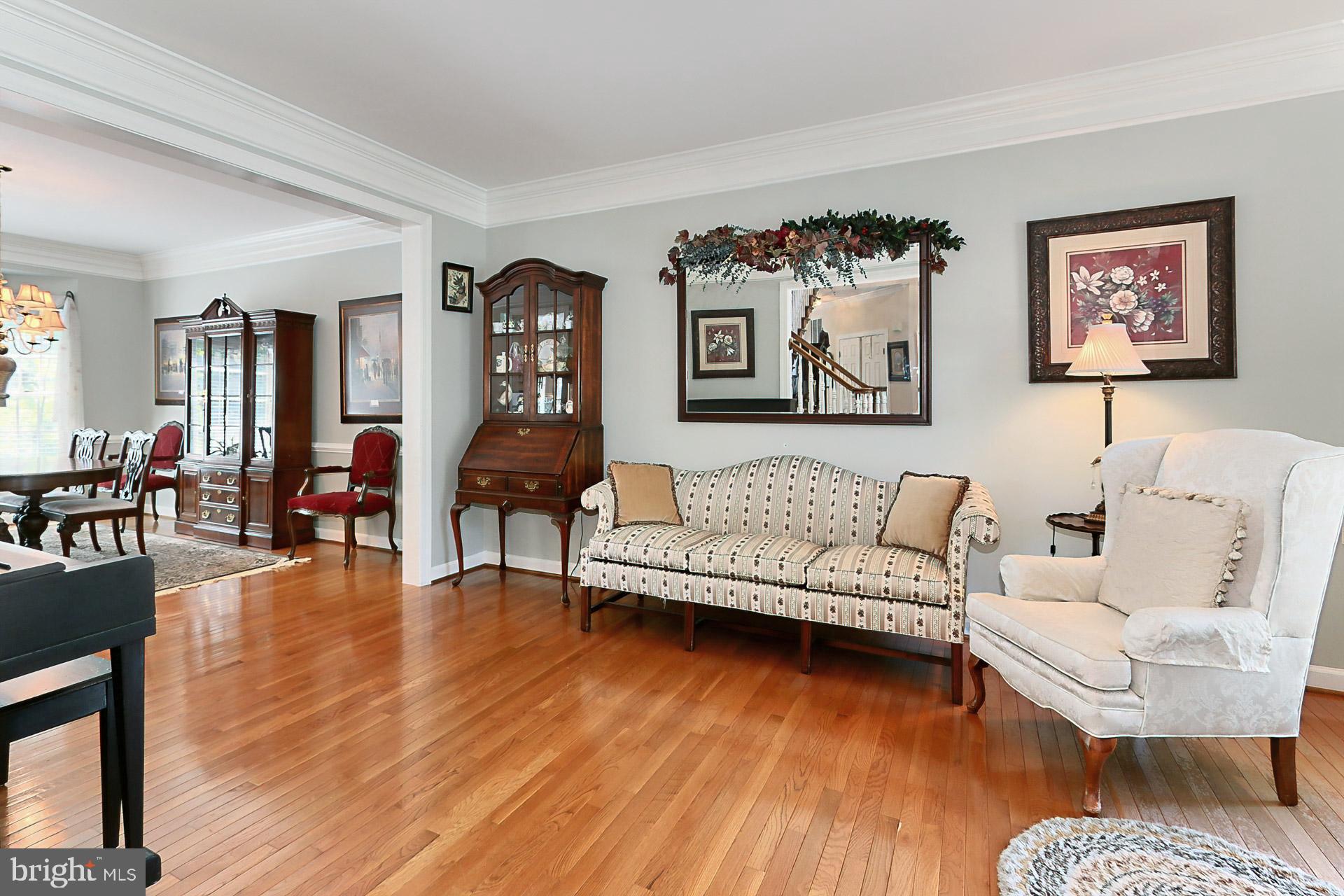 14269 Clubhouse Road Gainesville, VA 20155 - Photo 4 of 26 Gallery Image 4