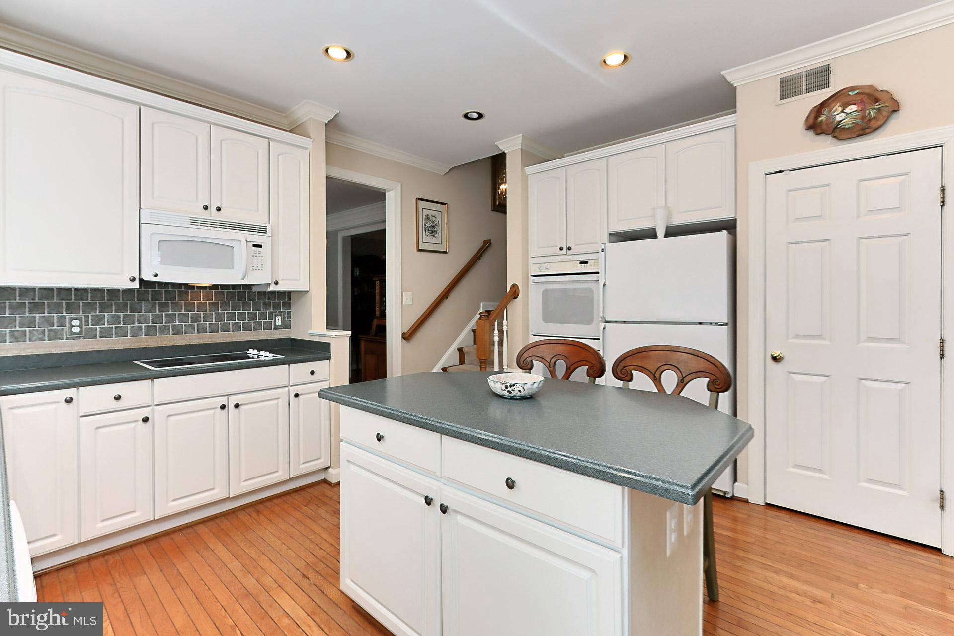 14269 Clubhouse Road Gainesville, VA 20155 - Photo 8 of 26 Gallery Image 8