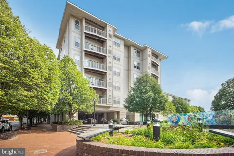 $475,500 | 8045 Newell Street, Unit 107, Silver Spring, MD 20910