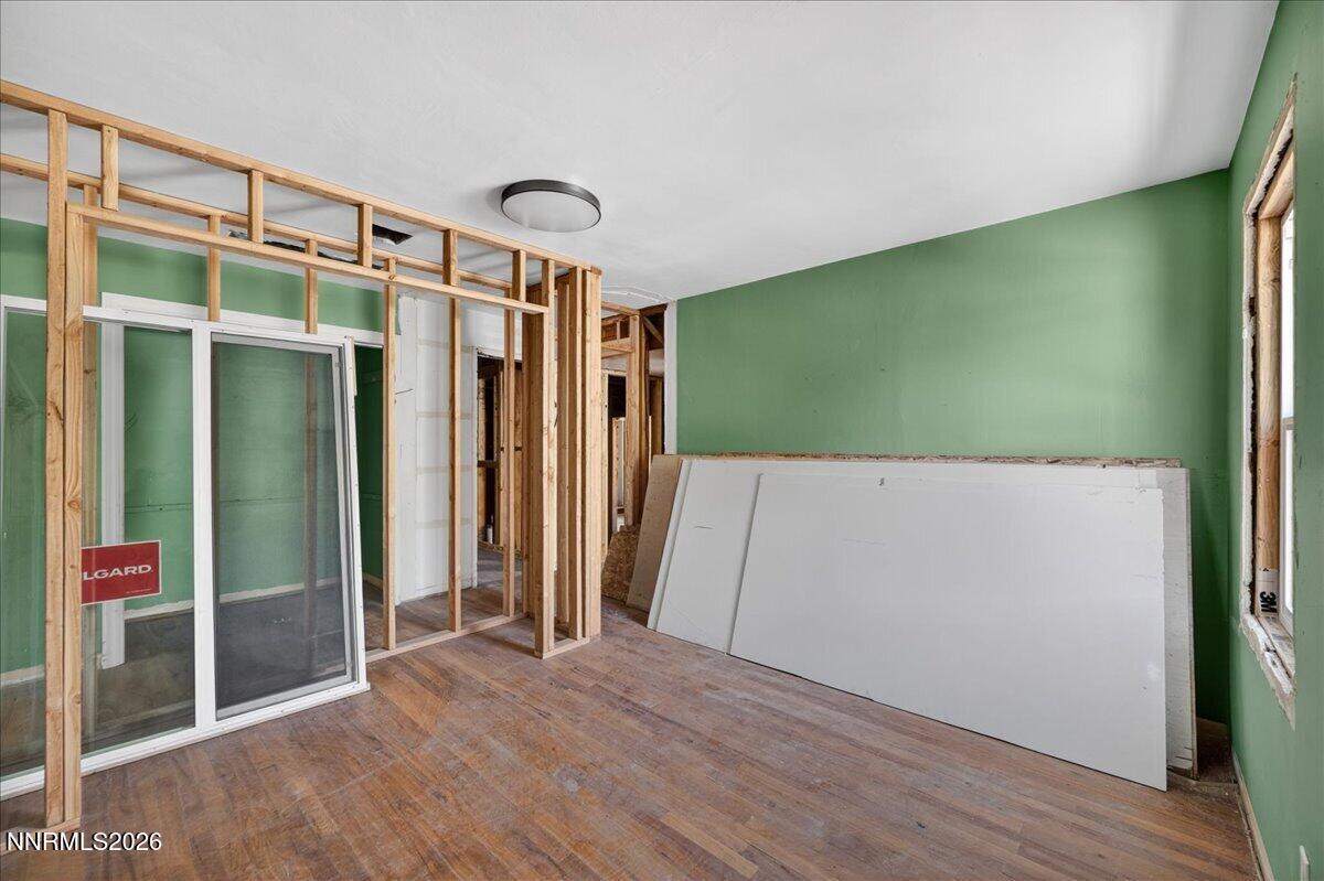 1985 Valley Road Reno, NV 89512 - Photo 7 of 25 12-DSC_0953