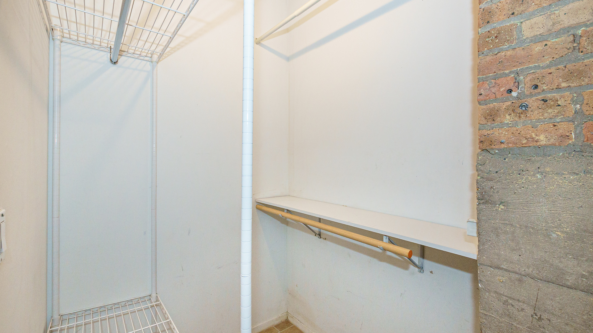 1500 West Monroe Street, Unit 113 Chicago, IL 60607 - Photo 12 of 15 a close up of a wall