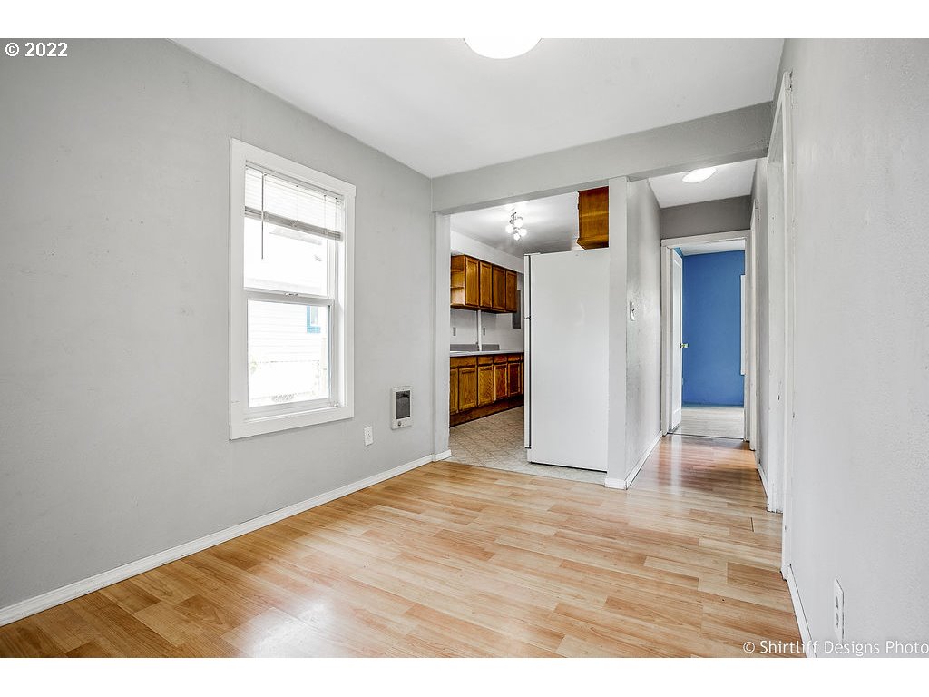 387 16th Street Springfield, OR 97477 - Photo 10 of 23