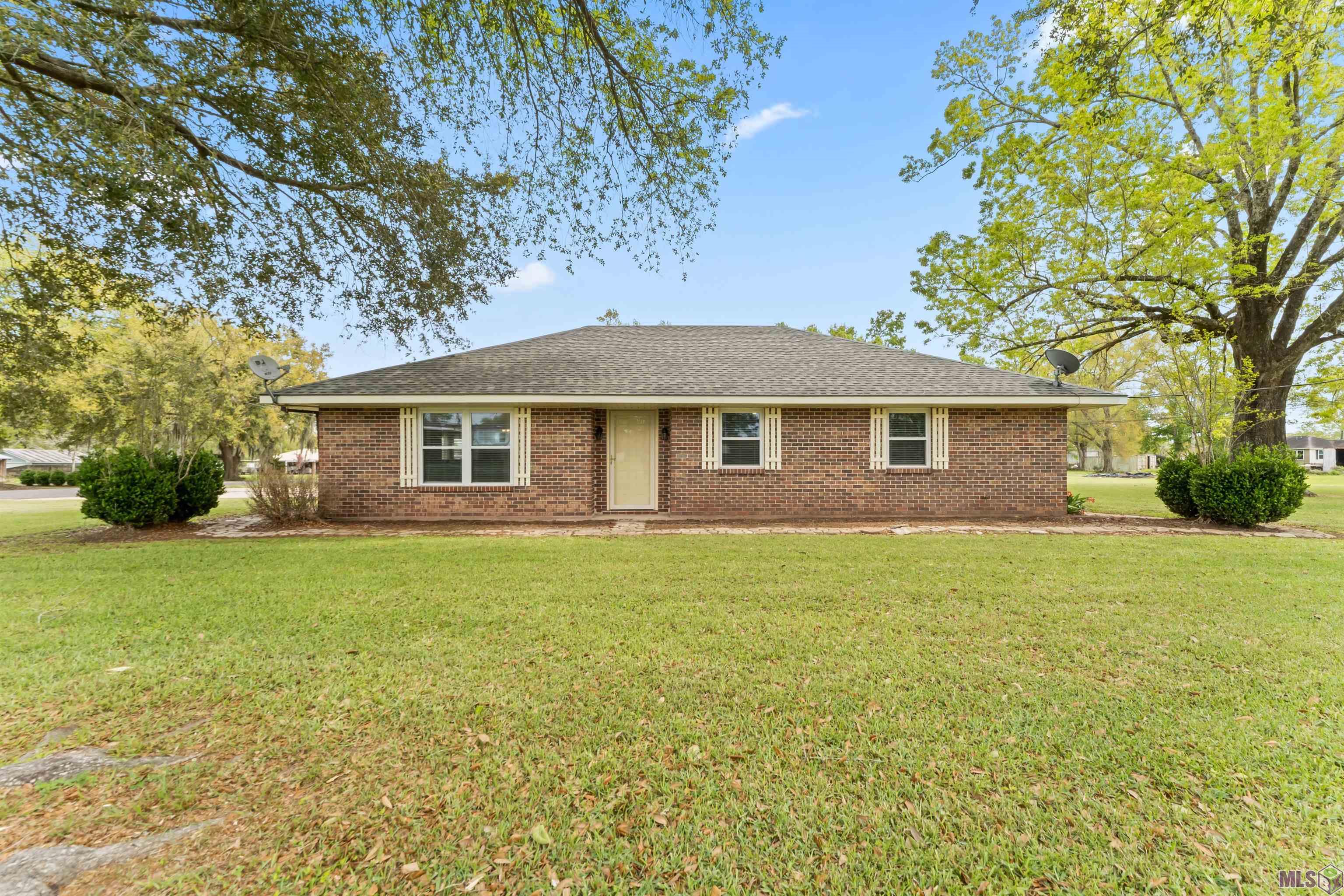 45109 Kid Bourgeois Road St. Amant, LA 70774 - Photo 1 of 24