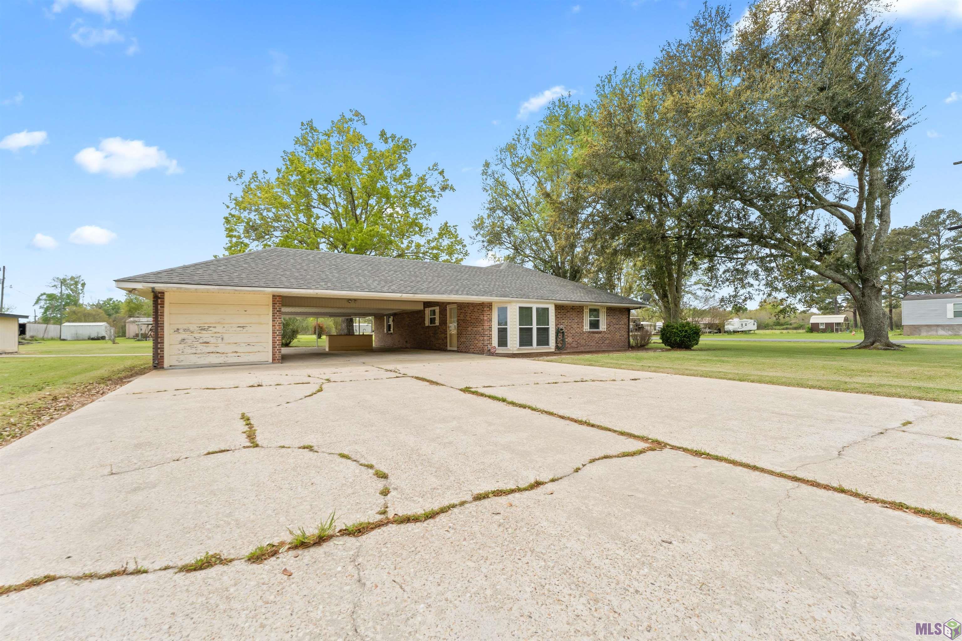 45109 Kid Bourgeois Road St. Amant, LA 70774 - Photo 17 of 24