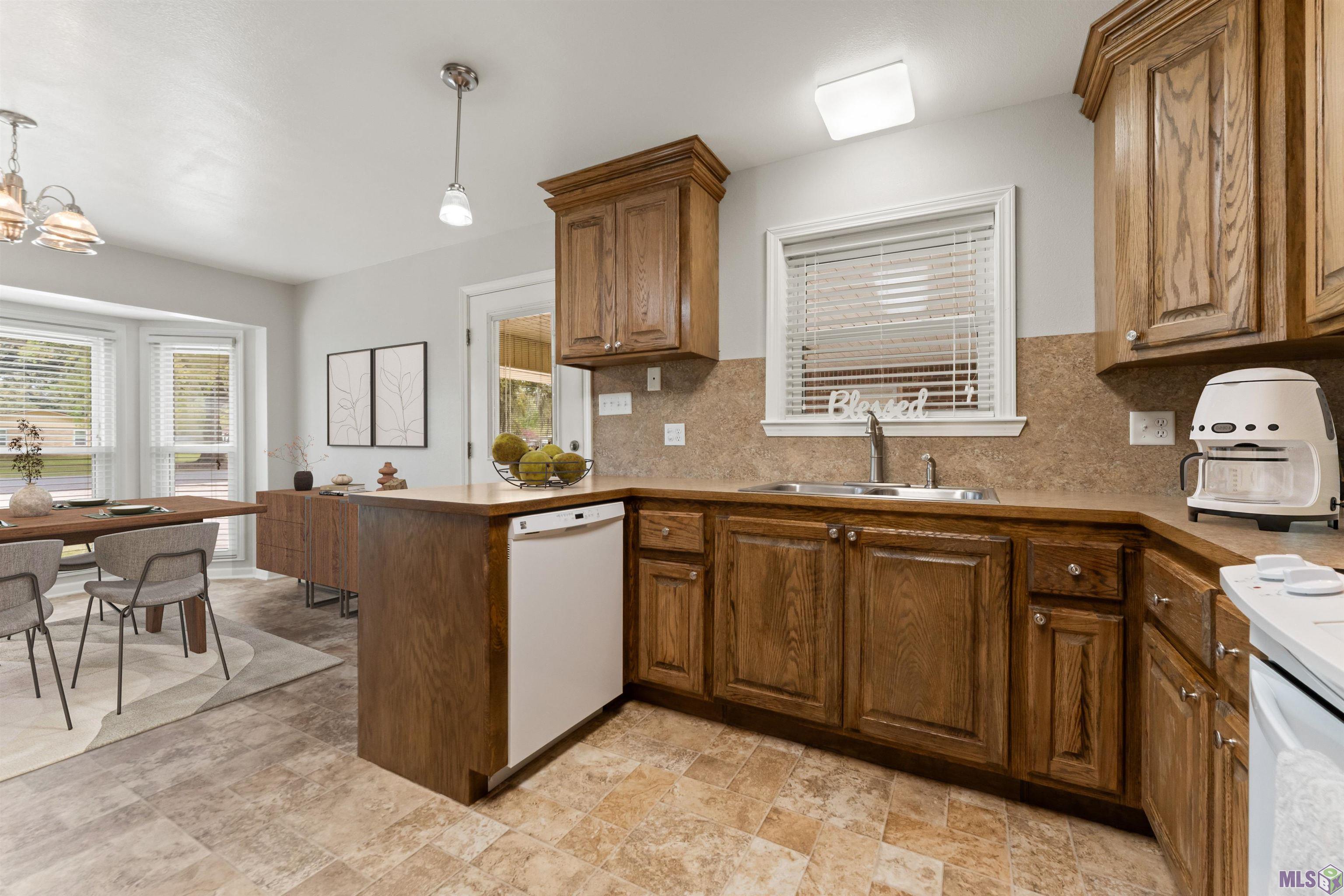 45109 Kid Bourgeois Road St. Amant, LA 70774 - Photo 5 of 24