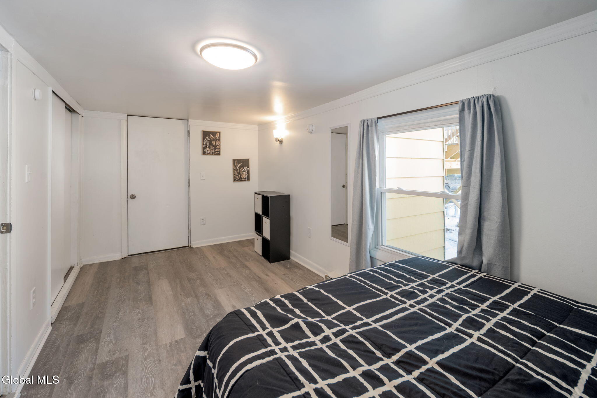 1073 Regent Street Schenectady, NY 12309 - Photo 17 of 51 18-1073RegentSt_18