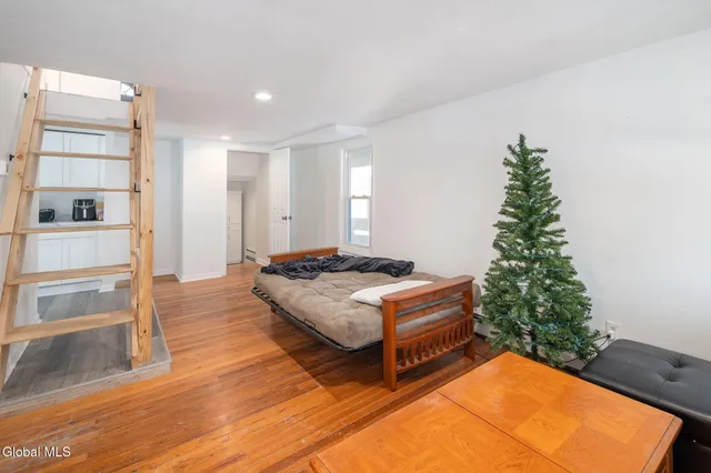 $289,900 | 1073 Regent Street, Schenectady, NY 12309