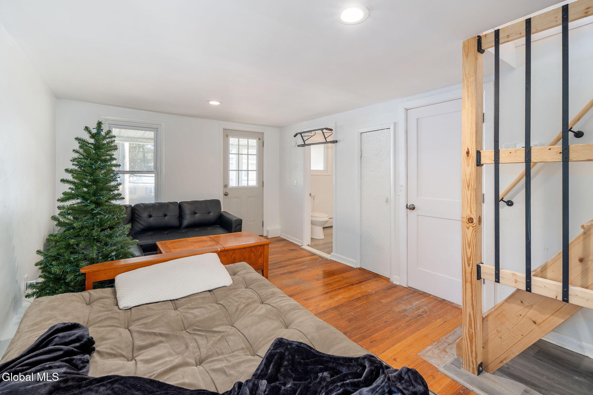 1073 Regent Street Schenectady, NY 12309 - Photo 20 of 51 21-1073RegentSt_21