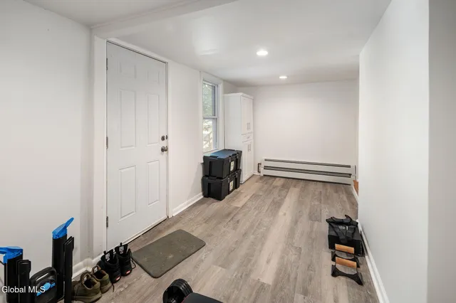 $289,900 | 1073 Regent Street, Schenectady, NY 12309