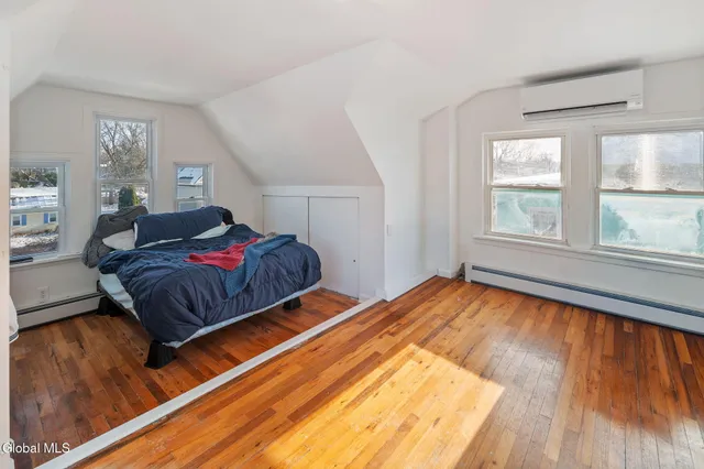 $289,900 | 1073 Regent Street, Schenectady, NY 12309