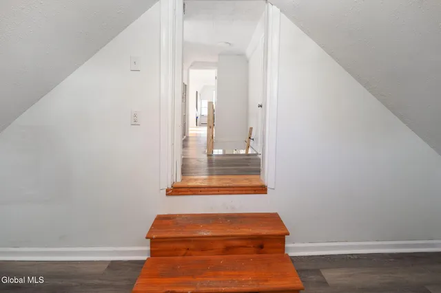 $289,900 | 1073 Regent Street, Schenectady, NY 12309