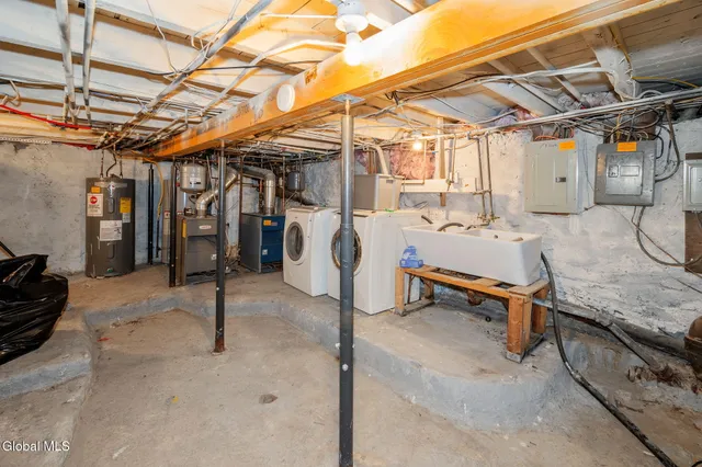 $289,900 | 1073 Regent Street, Schenectady, NY 12309