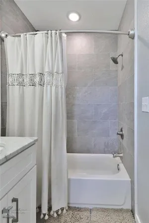$2,695 | 1441 South 2nd Street, Abilene, TX 79602