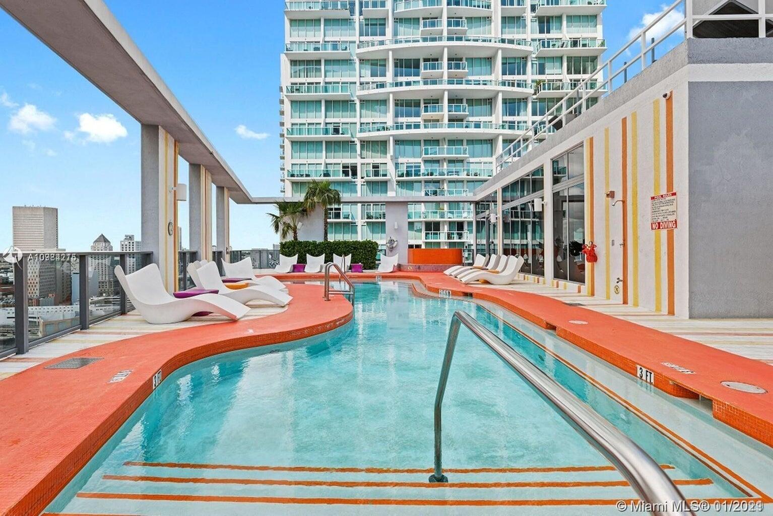 31 Southeast 6th Street, Unit 602 Miami, FL 33131 - Photo 1 of 39 Roof-top Pool