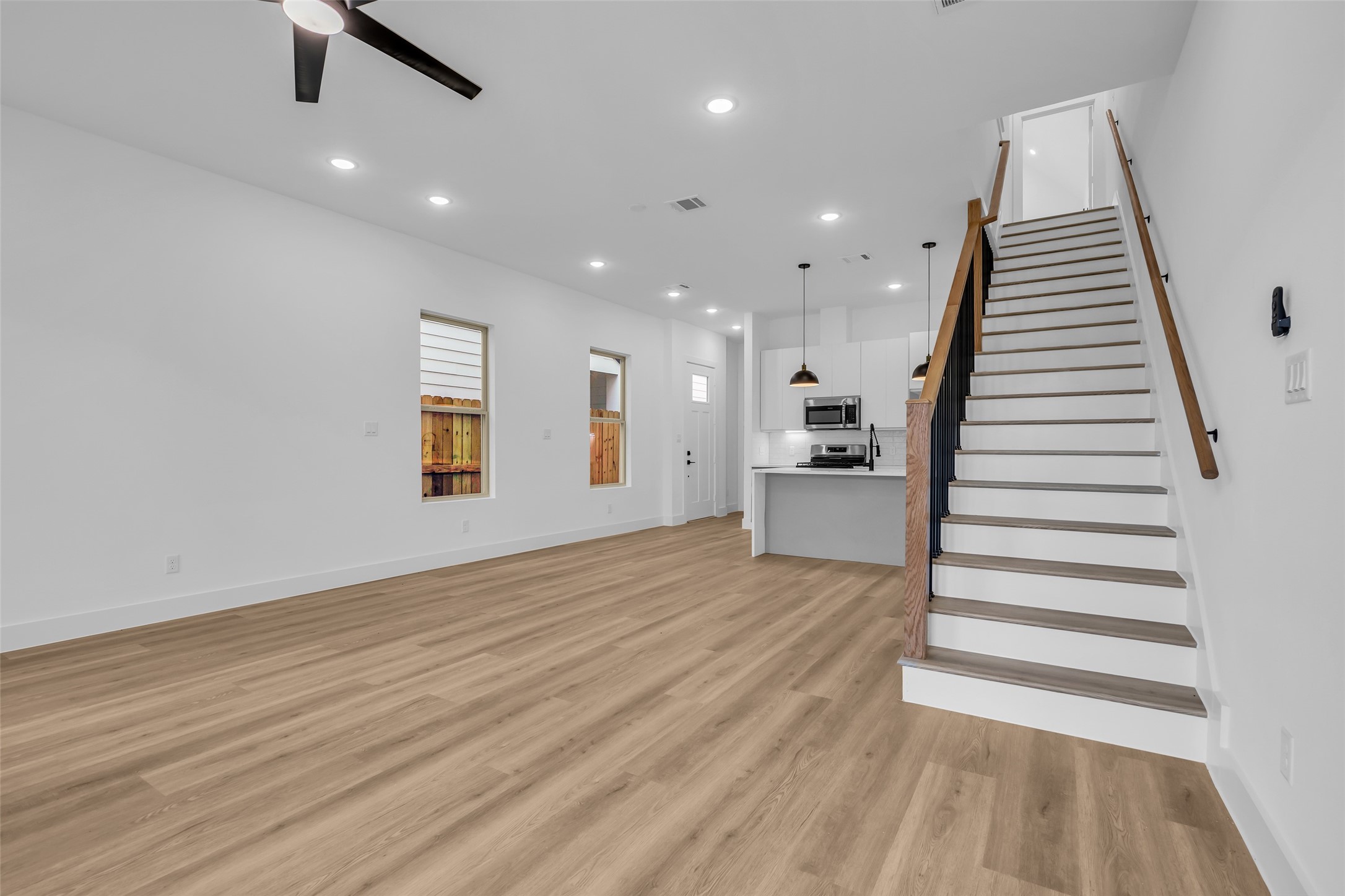 1506 Griffin Street Houston, TX 77009 - Photo 19 of 38