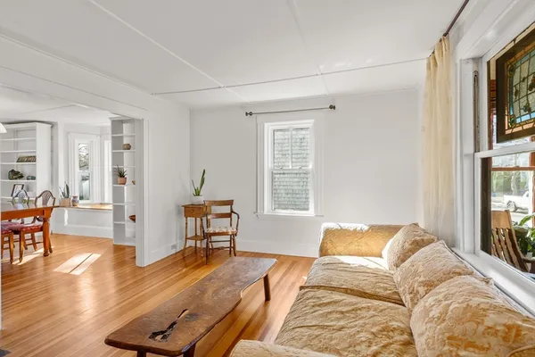 $789,000 | 11 Lowell Street, Beverly, MA 01915
