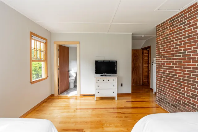 $5,000 | 20 Ocean Boulevard, North Hampton, NH 03862