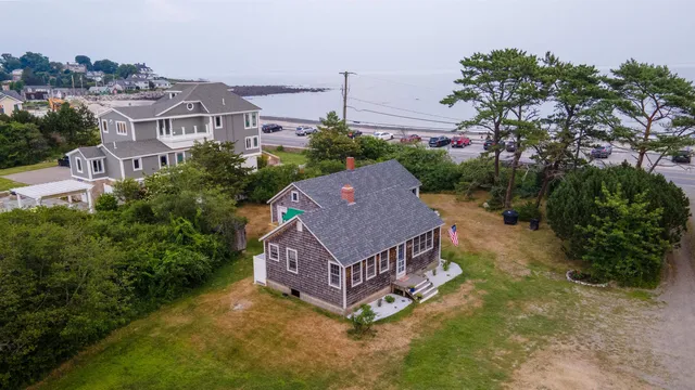 $5,000 | 20 Ocean Boulevard, North Hampton, NH 03862