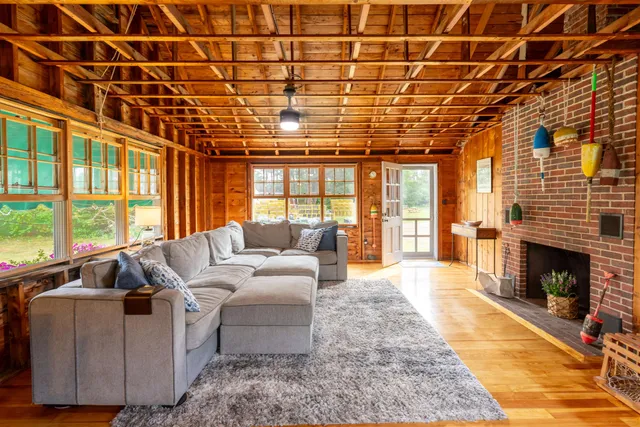 $5,000 | 20 Ocean Boulevard, North Hampton, NH 03862