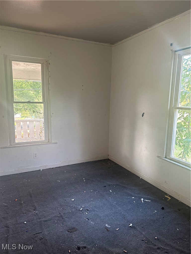 524 Pyramus Road Chester, WV 26034 - Photo 3 of 6 Gallery Image 3