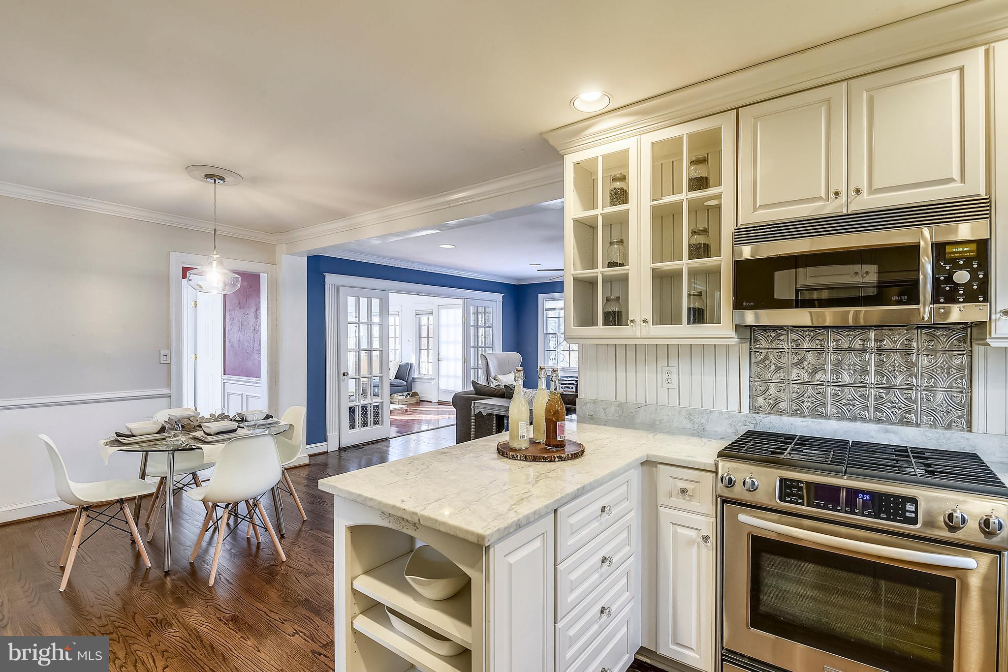 2400 Cameron Mills Road Alexandria, VA 22302 - Photo 27 of 48 Kitchen