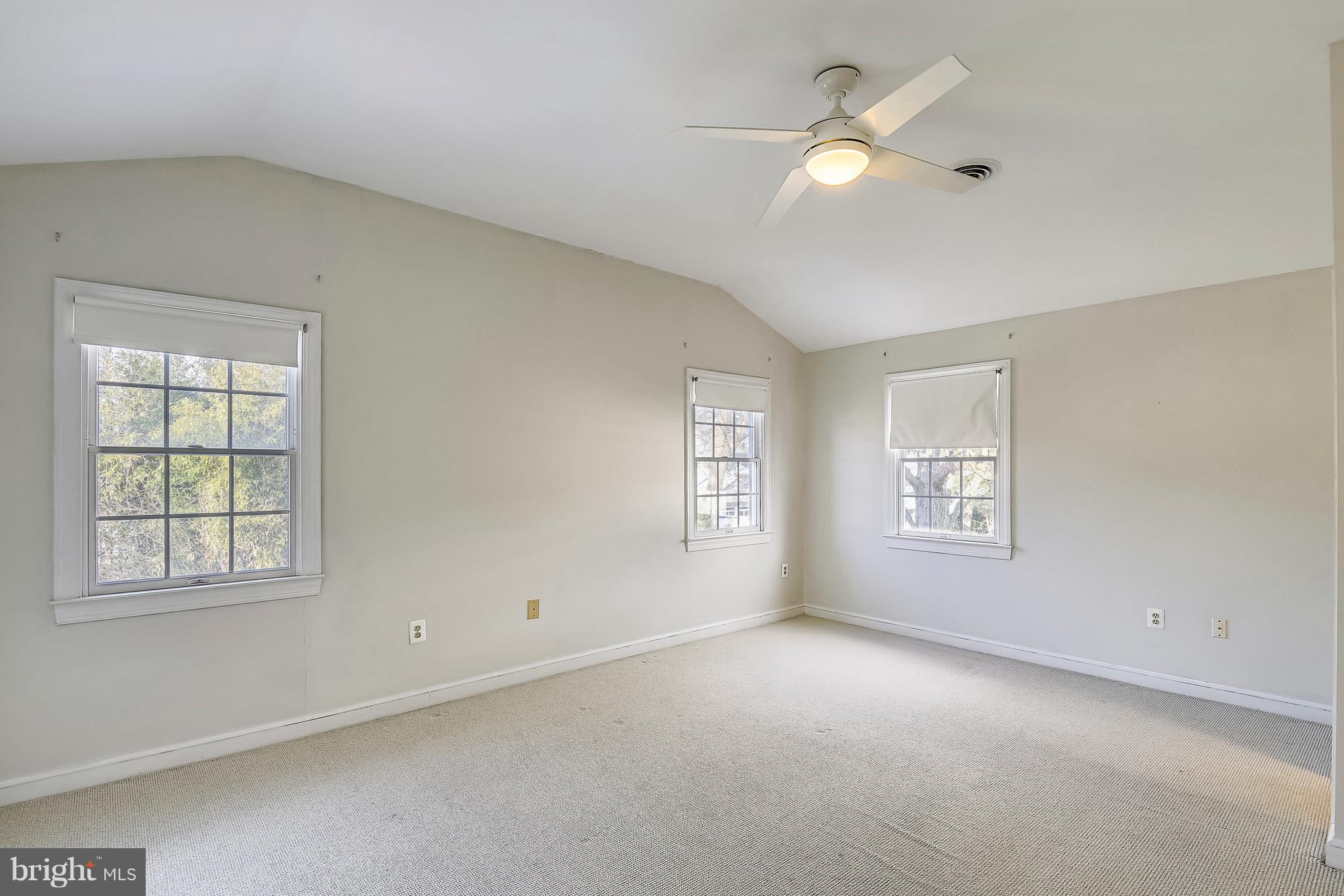 2400 Cameron Mills Road Alexandria, VA 22302 - Photo 30 of 48 Master bedroom upper level