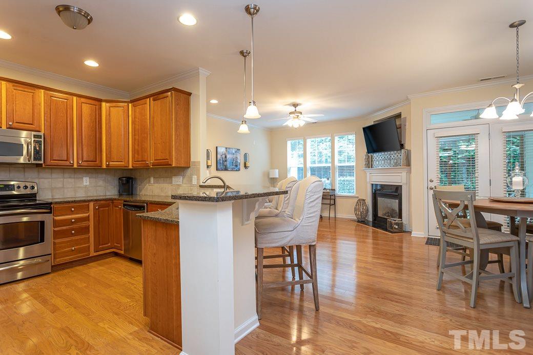 5930 Chivalry Court Raleigh, NC 27612 - Photo 8 of 30