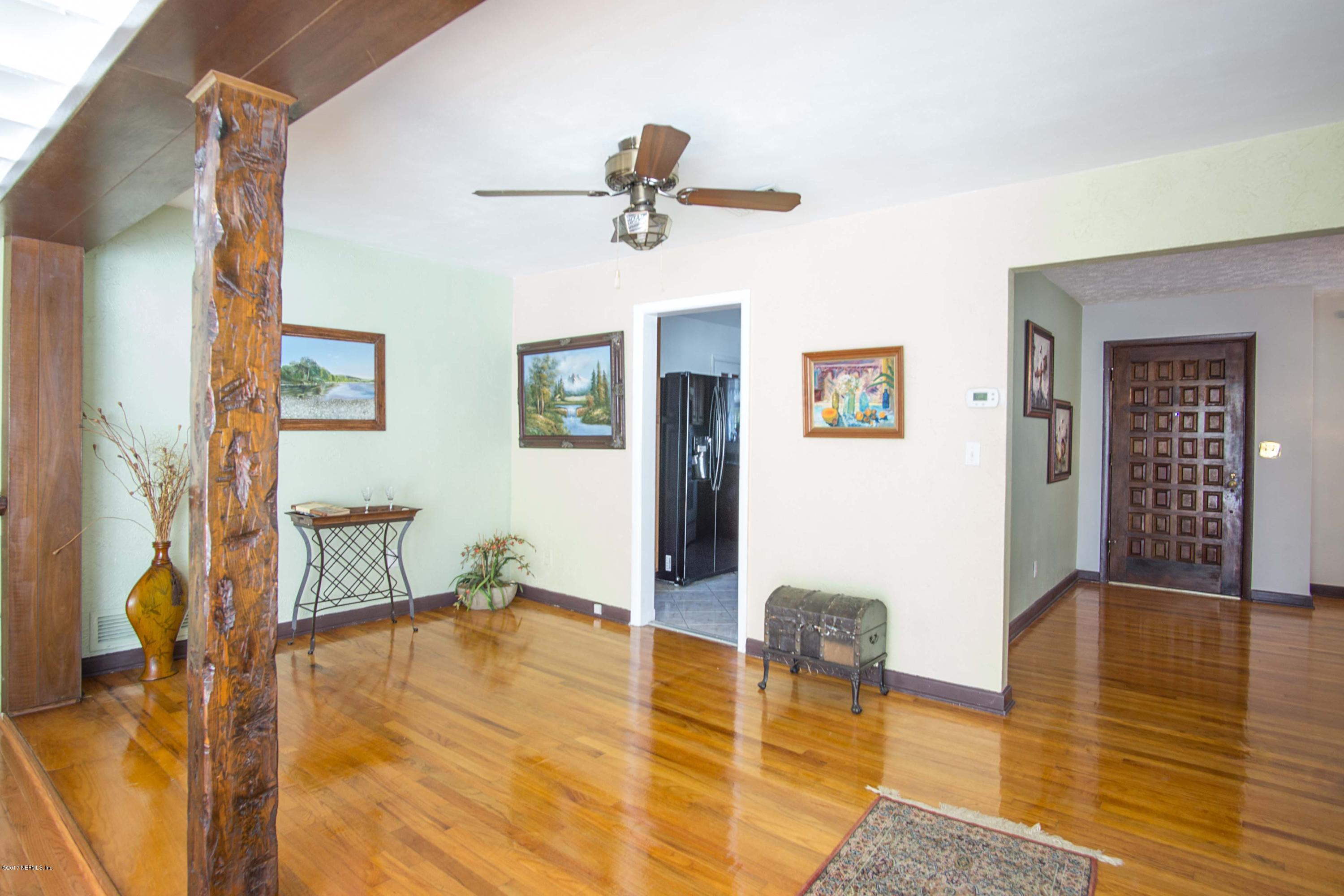 3612 Coronado Road Jacksonville, FL 32217 - Photo 6 of 22 6Great RM to Kitchen & Foyer