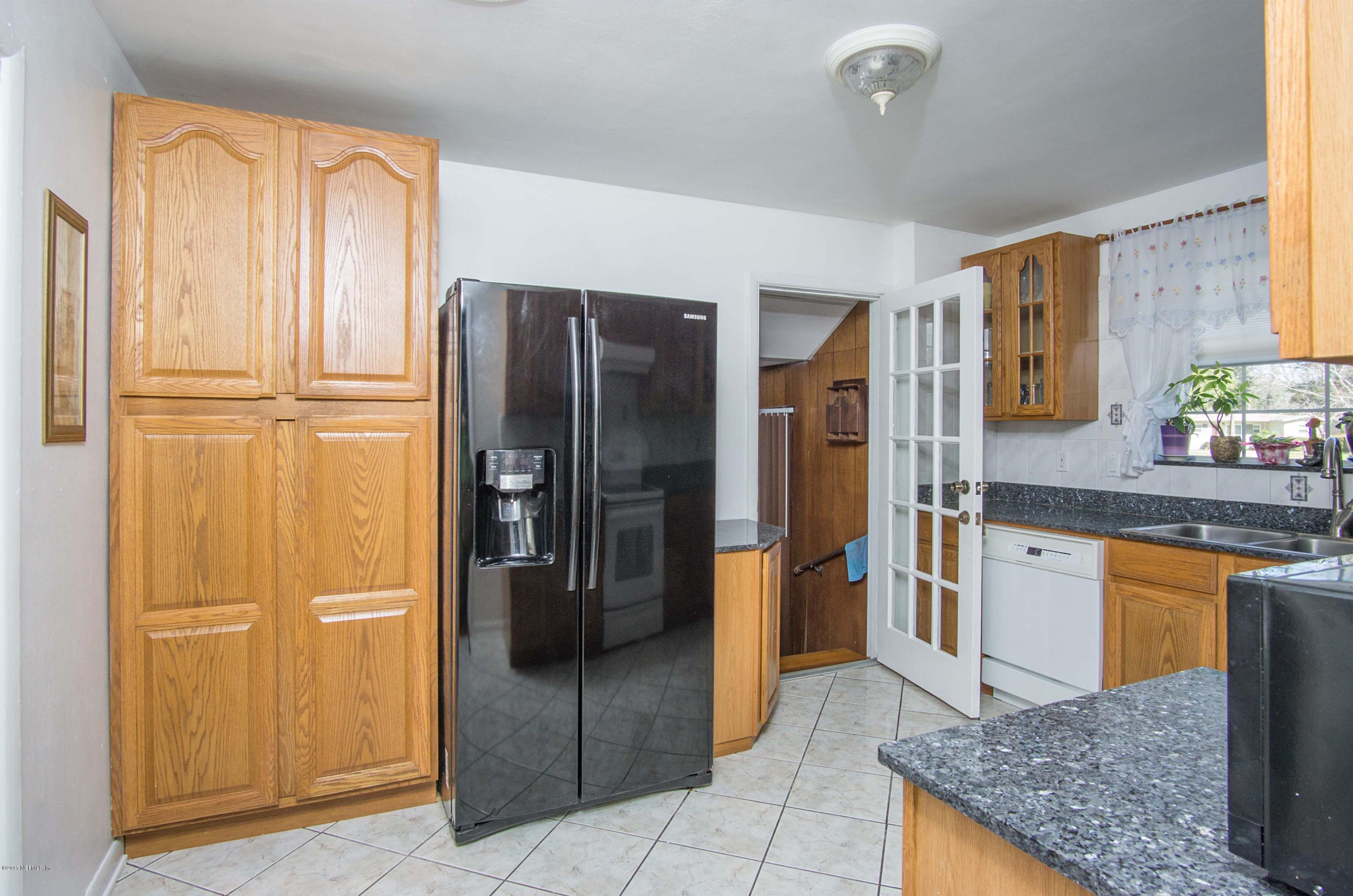 3612 Coronado Road Jacksonville, FL 32217 - Photo 8 of 22 8Kitchen to Hobby RM