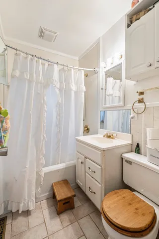 $87,500 | 631 Campbell Street, Flint, MI 48507