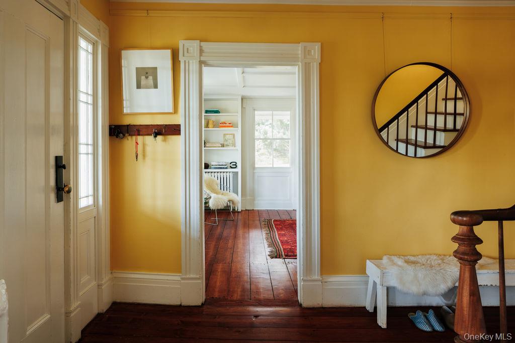 71 Starbarrack Road Red Hook, NY 12571 - Photo 3 of 33
