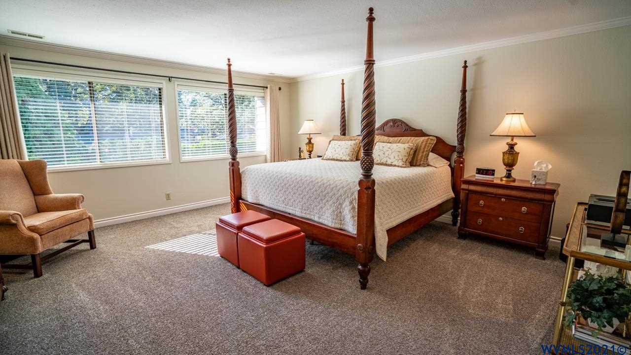 4334 Lone Oak Road Southeast Salem, OR 97302 - Photo 30 of 42 Gallery Image 30