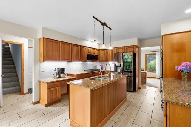 $499,000 | 11200 Delmar, Richland, MI 49083