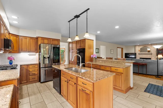 $499,000 | 11200 Delmar, Richland, MI 49083