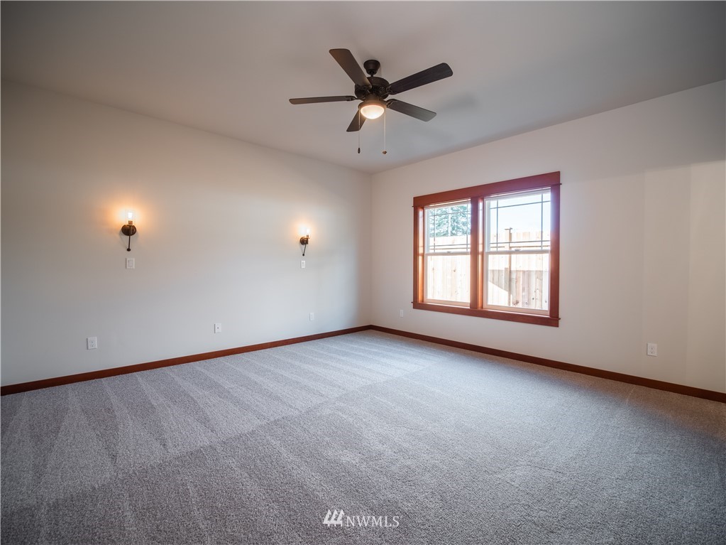 210 Haddon Road Anacortes, WA 98221 - Photo 18 of 24 Gallery Image 18