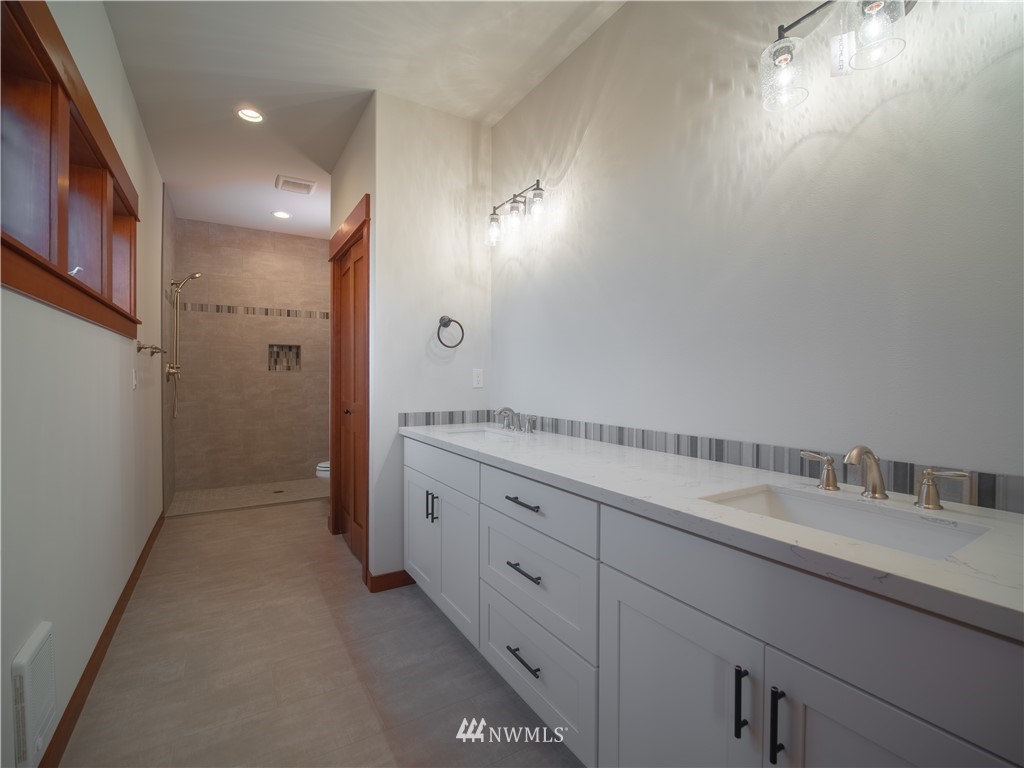 210 Haddon Road Anacortes, WA 98221 - Photo 20 of 24 Gallery Image 20