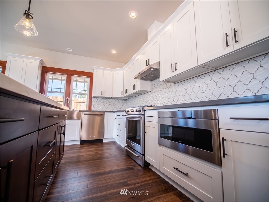 210 Haddon Road Anacortes, WA 98221 - Photo 8 of 24 Gallery Image 8
