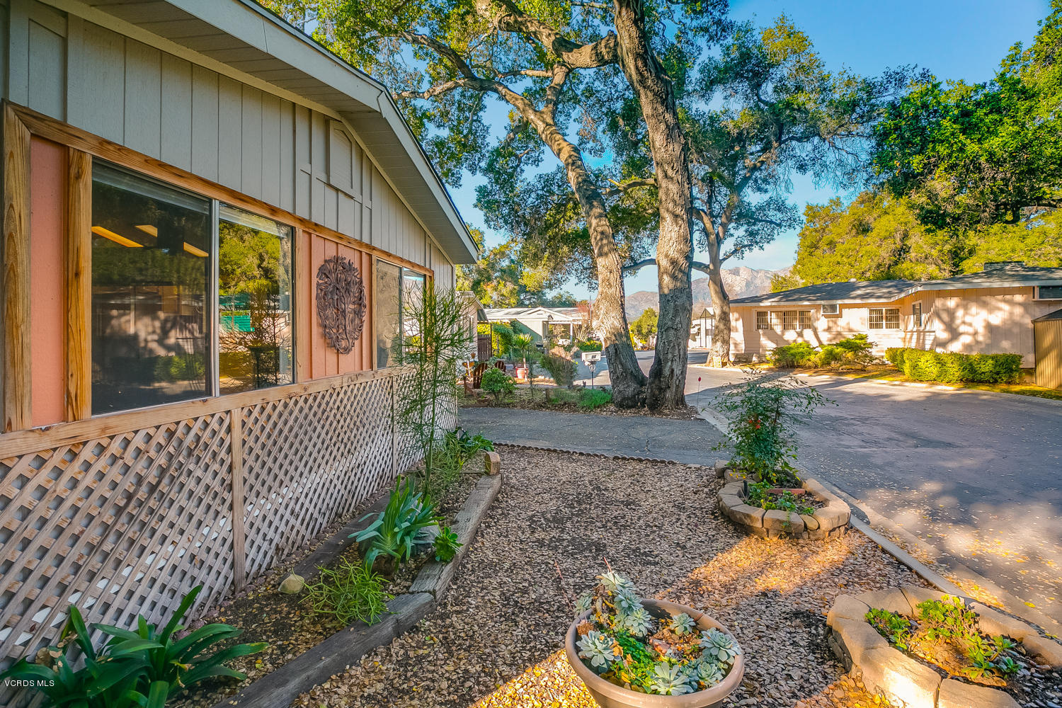 1225 South Rice Road, Unit 33 Ojai, CA 93023 - Photo 2 of 23 TwoFishDigital_1225SRice33-2