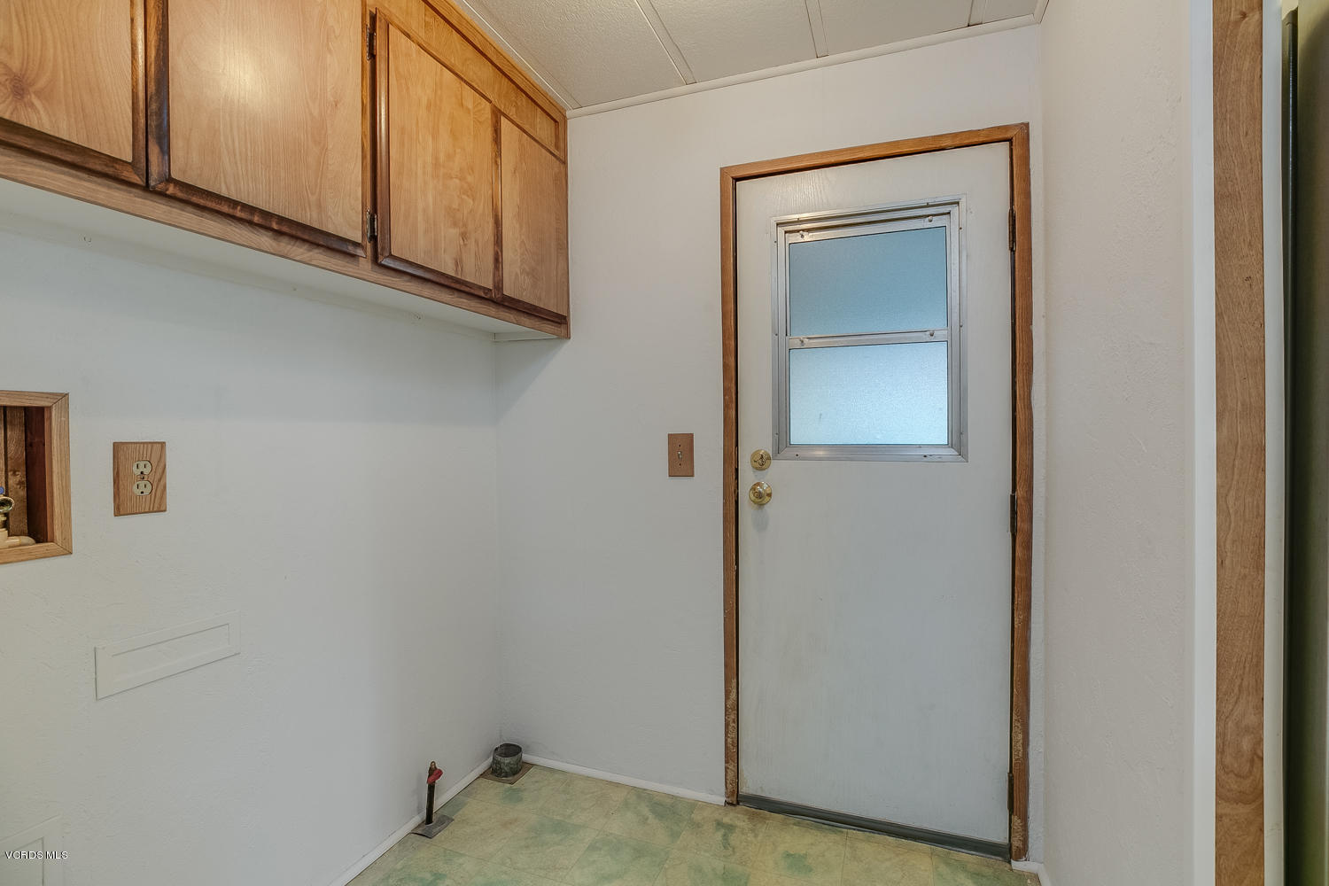 1225 South Rice Road, Unit 33 Ojai, CA 93023 - Photo 12 of 23 TwoFishDigital_1225SRice33-12