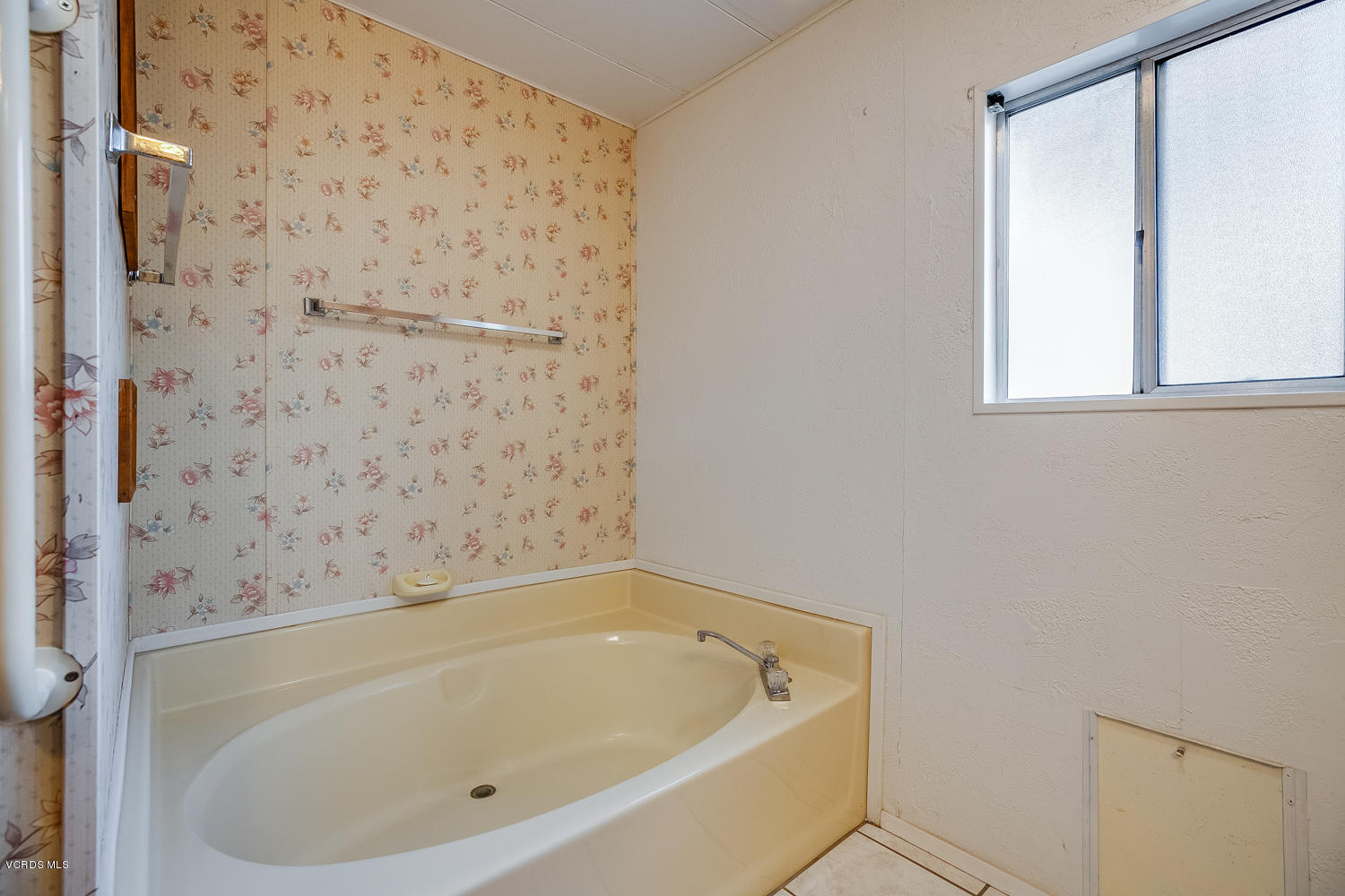 1225 South Rice Road, Unit 33 Ojai, CA 93023 - Photo 18 of 23 TwoFishDigital_1225SRice33-18