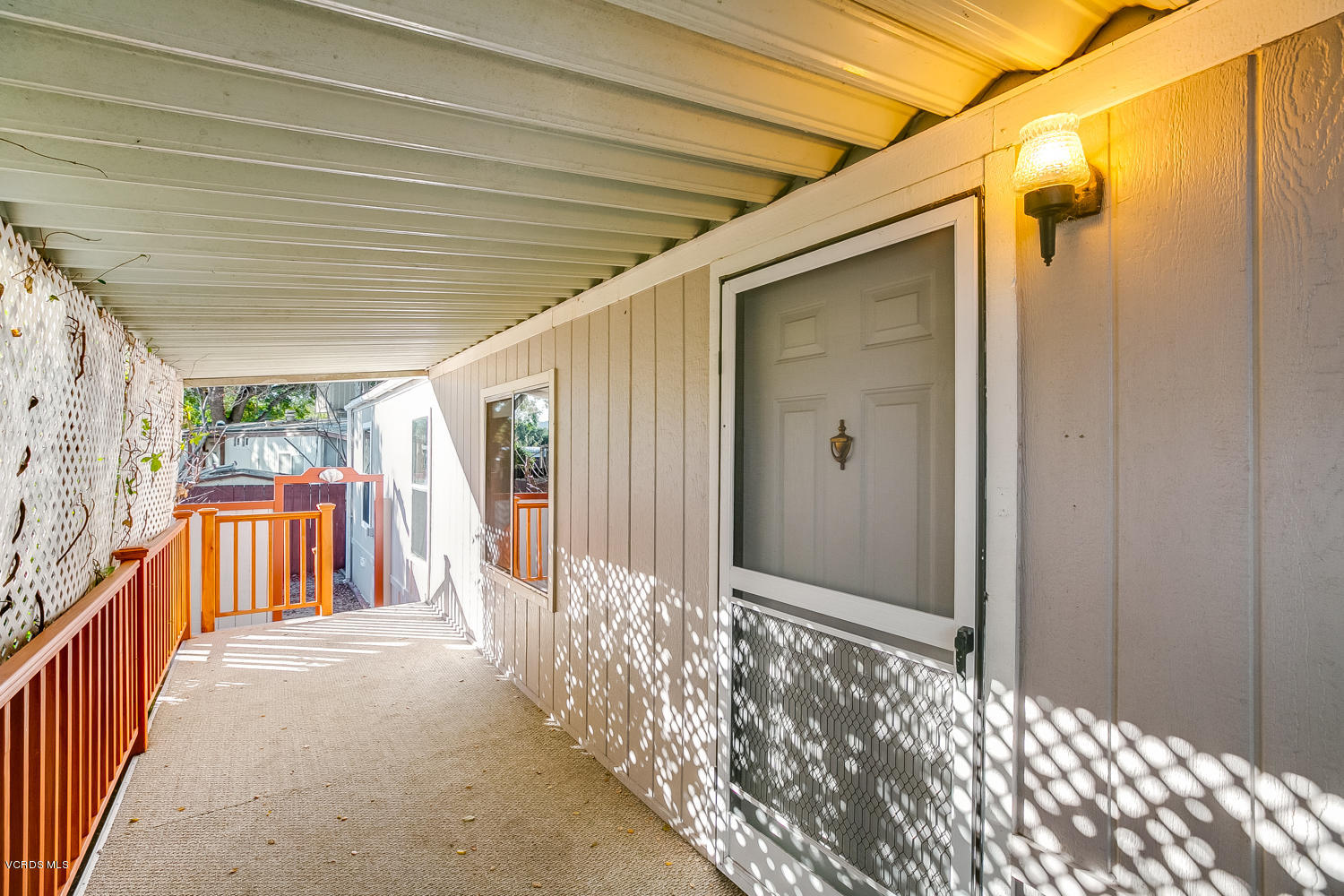 1225 South Rice Road, Unit 33 Ojai, CA 93023 - Photo 4 of 23 TwoFishDigital_1225SRice33-4