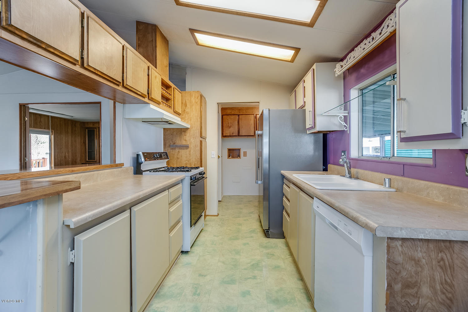 1225 South Rice Road, Unit 33 Ojai, CA 93023 - Photo 10 of 23 TwoFishDigital_1225SRice33-10