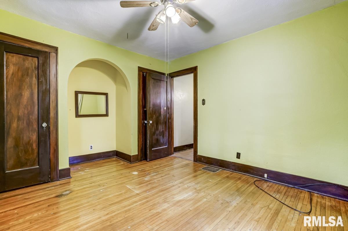 836 West Forest Avenue Decatur, IL 62522 - Photo 20 of 35